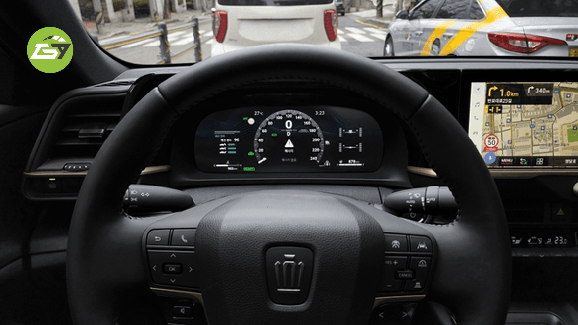 14 Toyota Crown Crossover 2.5 HEV.png