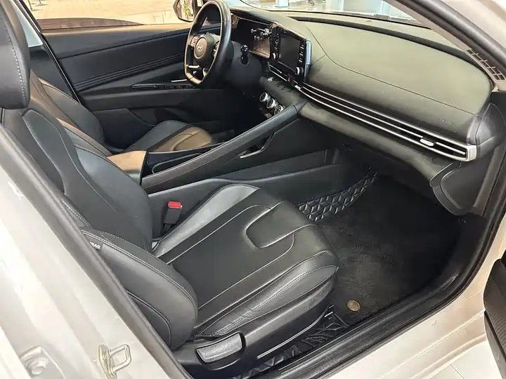 Hyundai Elantra, фото 8